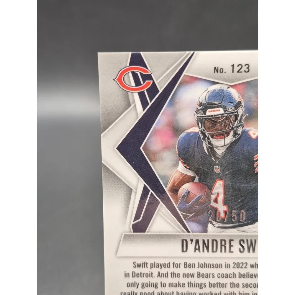 2025 Panini Phoenix D'Andre Swift #123 Teal Mojo /50 SSP Chicago Bears